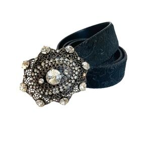 Italian Vintage Style Rhinestone Embellished Metal Buckle With Leather Belt 🤍